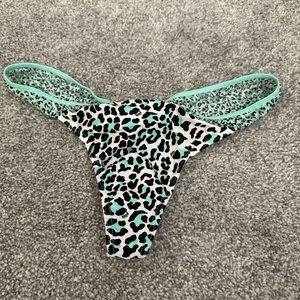 NWT. Mint blue leopard thong panty. Victoria’s Secret. Size large